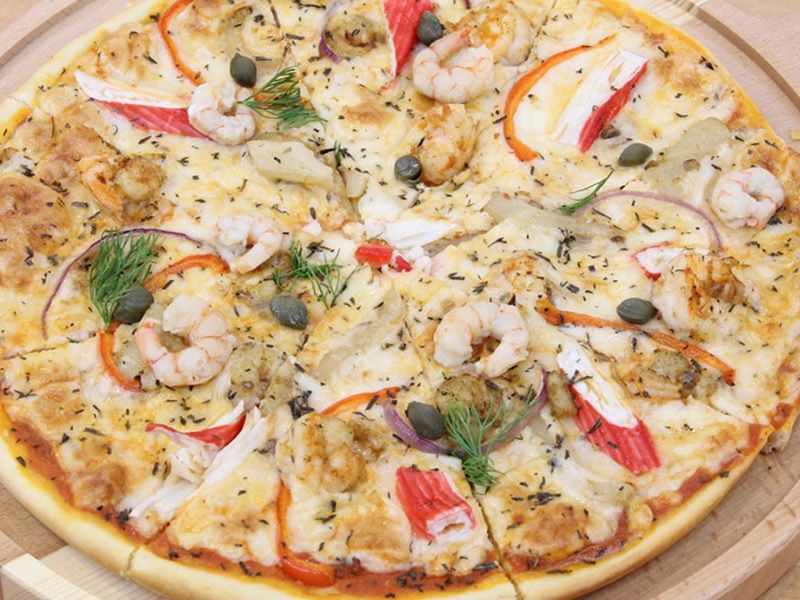 Seafood Pizza
