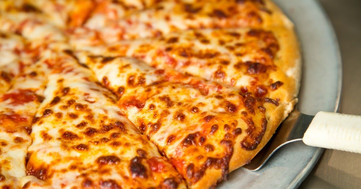 Oriental Mozzarella Cheese Pizza