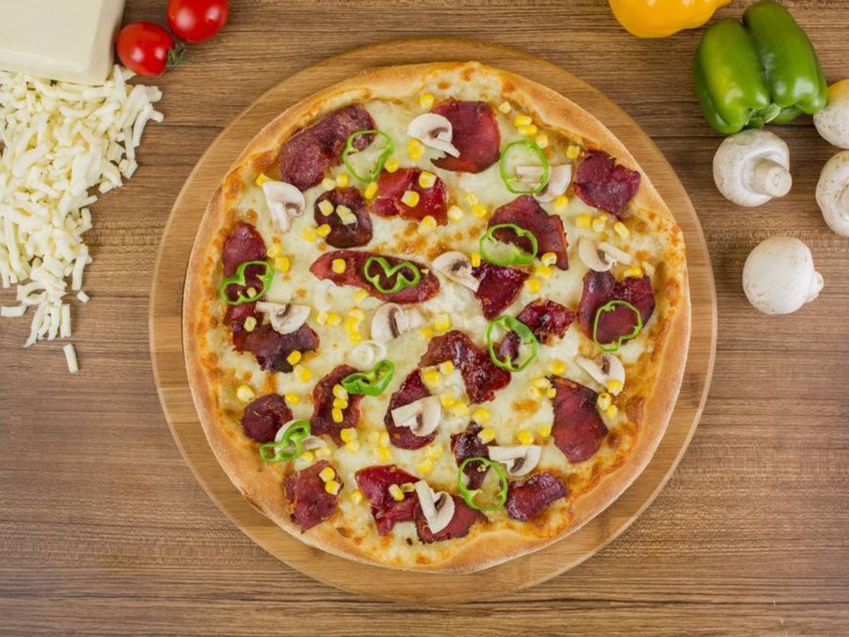 Pastrami Pizza