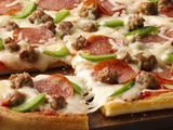 Oriental sausage oriental pizza