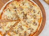 Chicken BBQ pizza