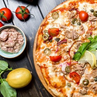 Large Tuna italian pizza