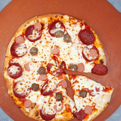 Salami Oriental Pizza
