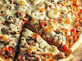 Minced meat pizza
