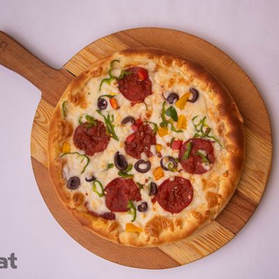 Salami Pizza