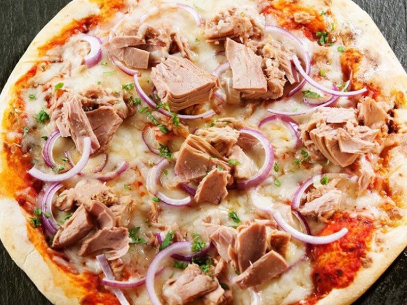 Tuna Pizza