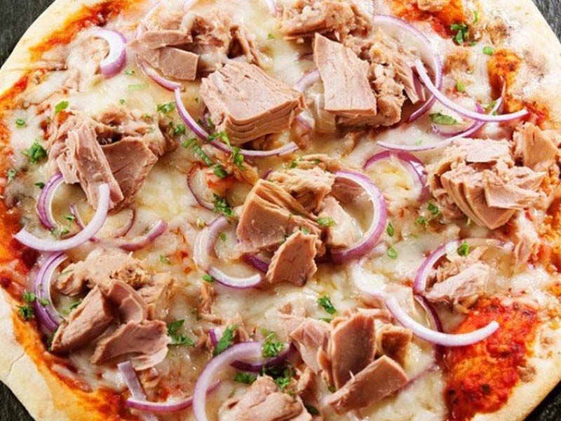 Tuna Pizza