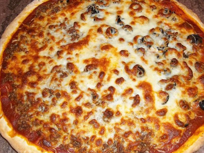 Minced Meat Pizza