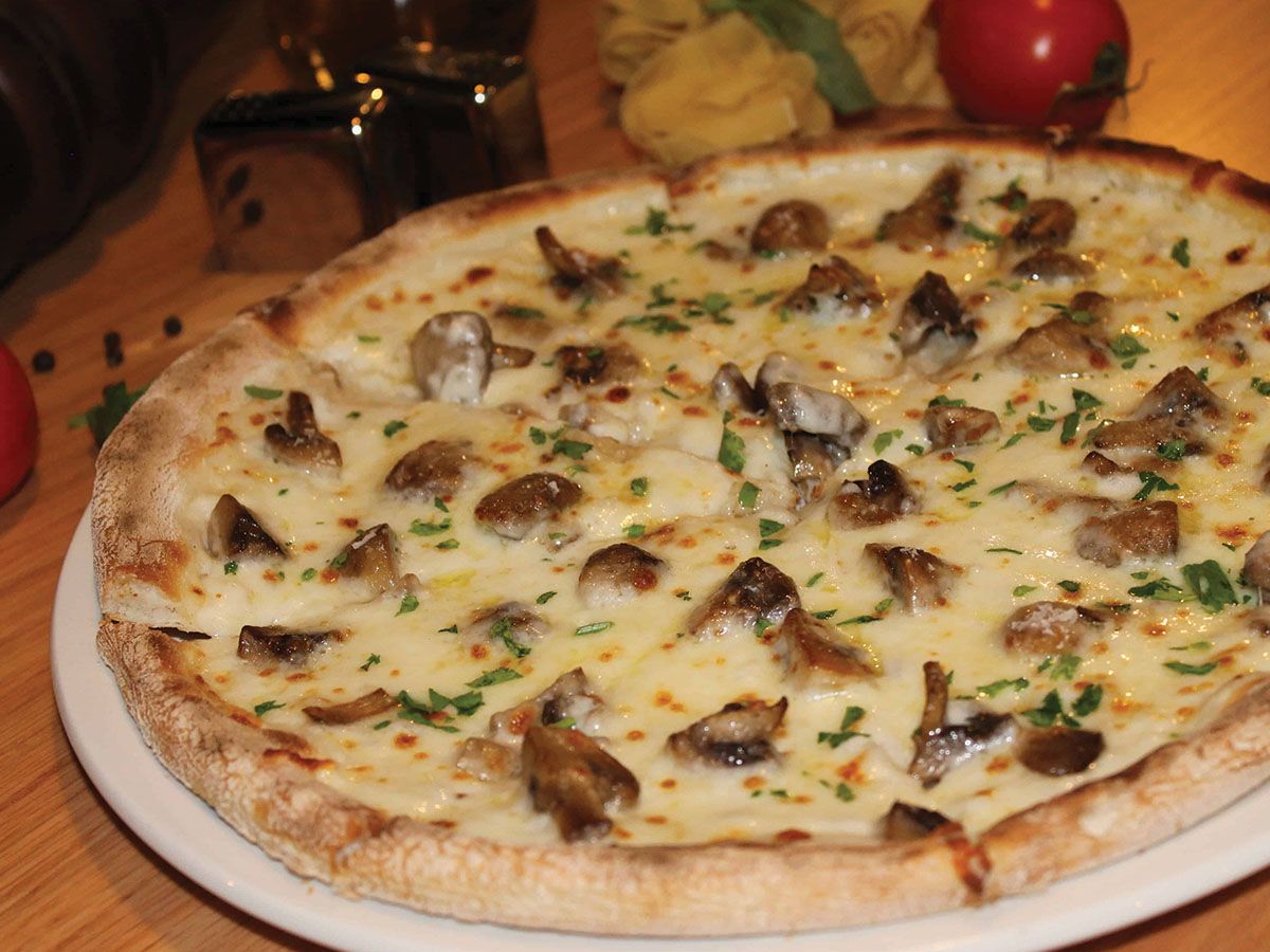 Mushroom Italian pizza