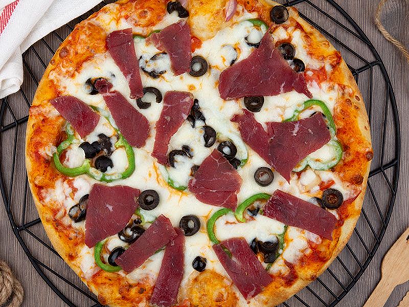 Medium Pastrami Pizza