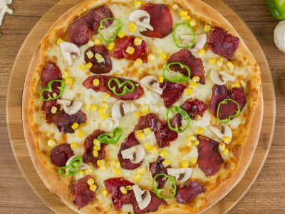 Basterma Pizza