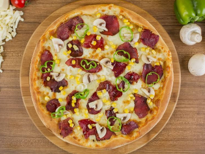 Basterma Pizza