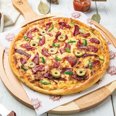 Pastrami pizza