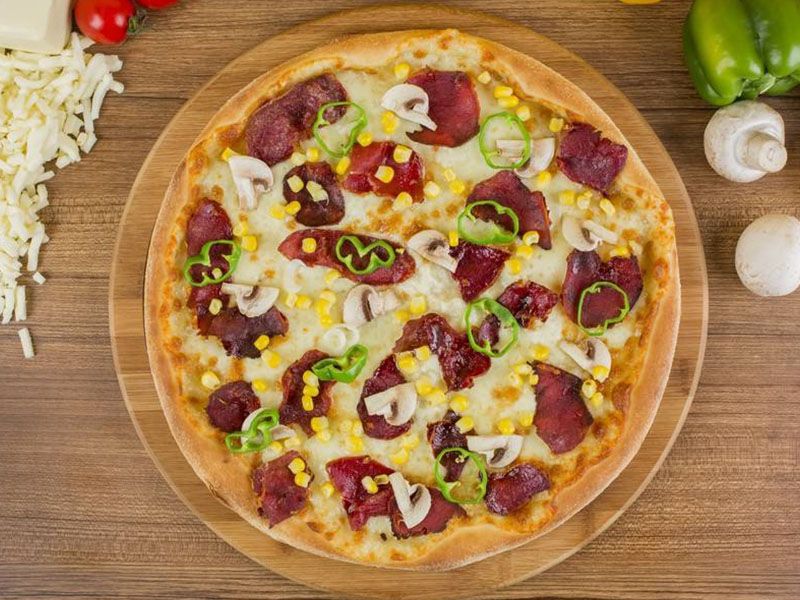 Pastrami Pizza