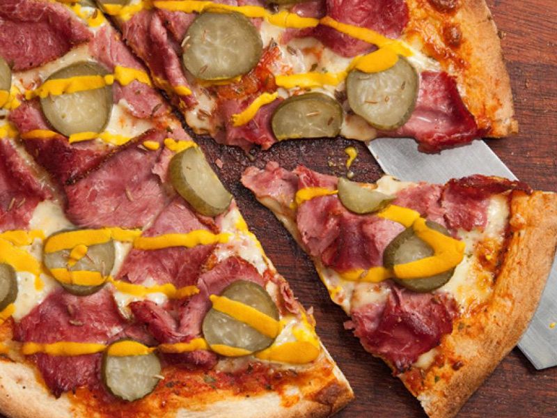 Pastrami Pizza
