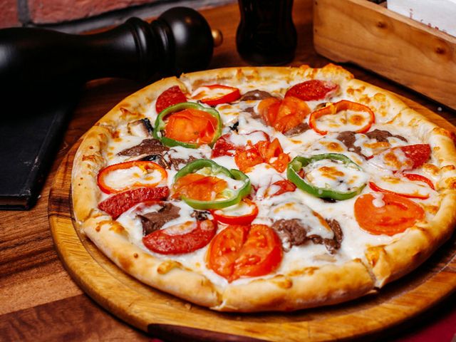 Pastrami Italian Pizza