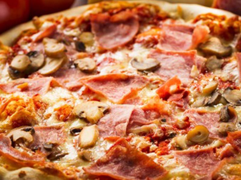 Pastrami Pizza