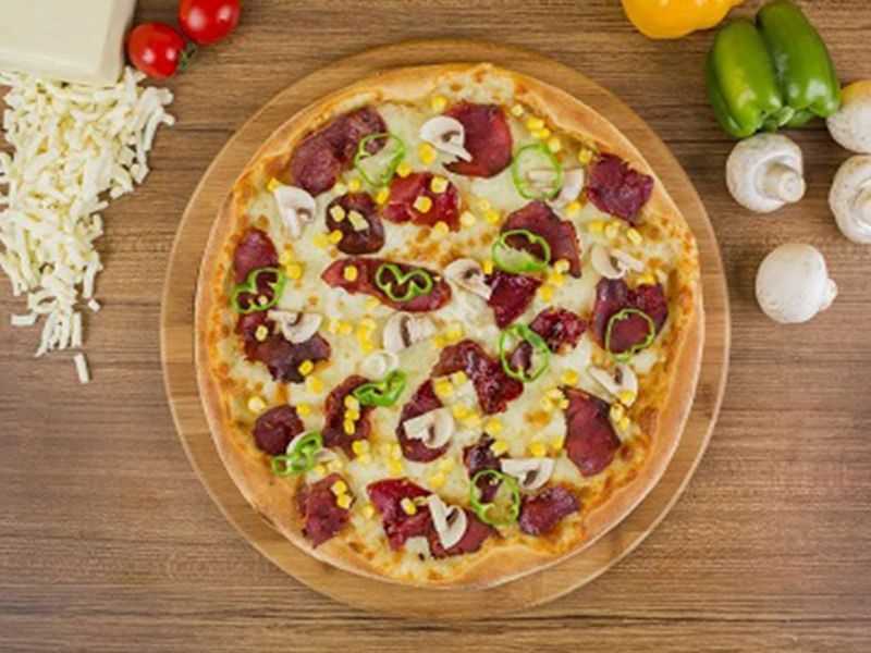 Pastrami Pizza
