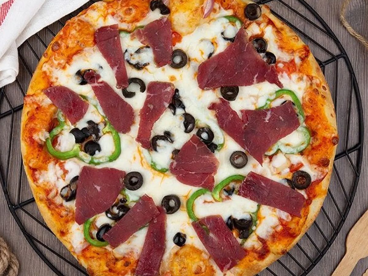 Pastrami Kiri Pizza
