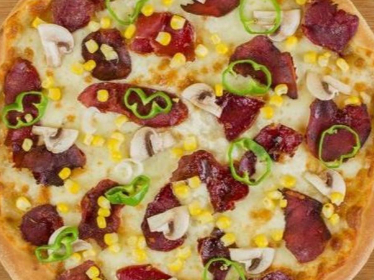 Pastrami Pizza