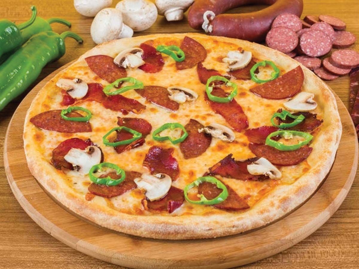 Pastrami pizza