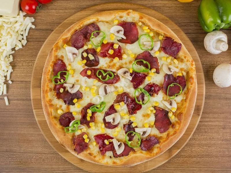 Pastrami Pizza