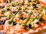 Italian polo pizza