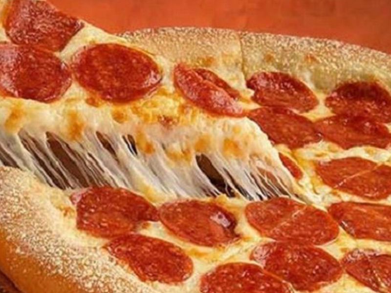 Smoked Pepperoni Oriental Pizza