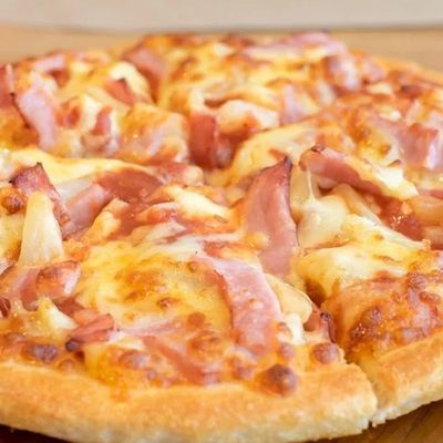 Turkey pizza