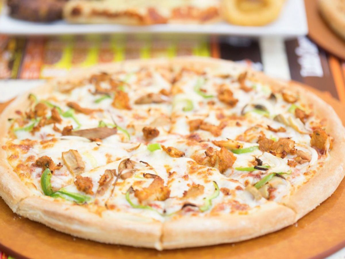 Chicken fajita pizza