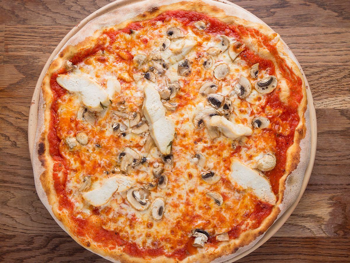 Mushroom Chicken Pizza