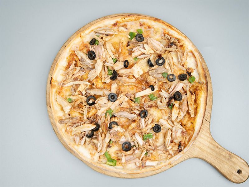 Chicken ranch pizza