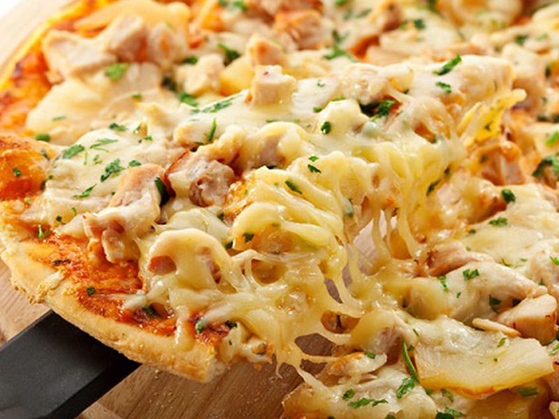 Ranchy Chicken Italian Pizza