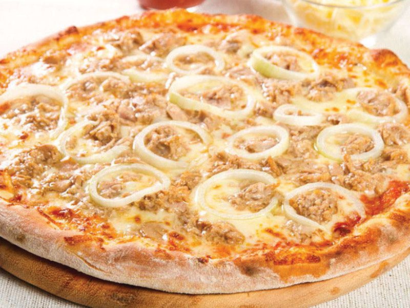 Large Tuna Pizza 35