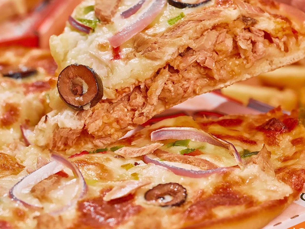 tuna pizza