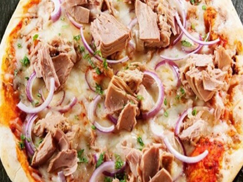 Tuna Pizza