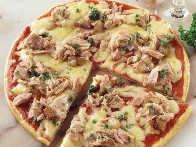 Italian Tuna Pizza