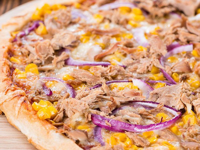 Tuna Pizza
