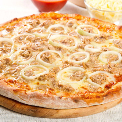 Tuna Chunks Italian Pizza