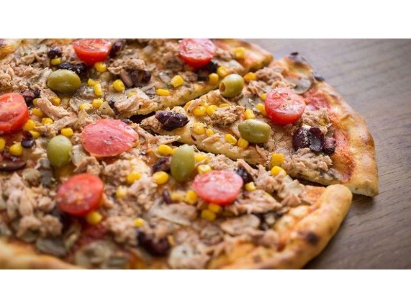 Tuna Chunks Pizza