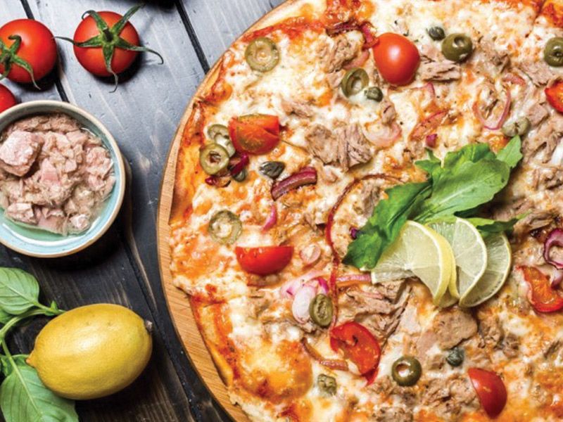 Tuna Pizza