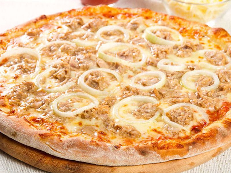 Tuna Pizza