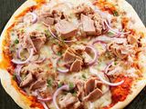 Tuna Pizza