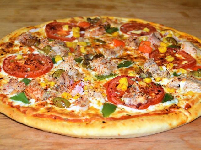 Tuna Pizza