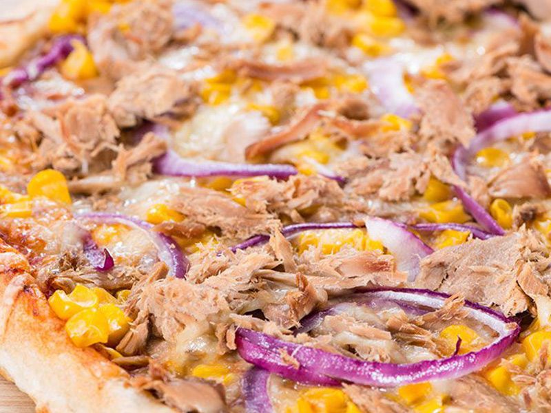 Tuna Pizza