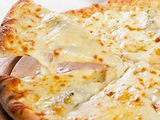 Roumi Cheese Pizza