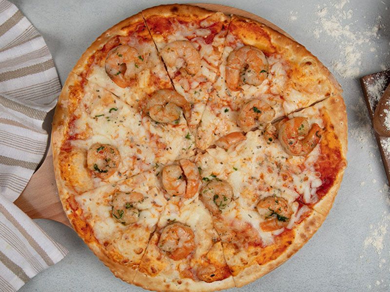 Shrimp Pizza With Special Ajeen Sauce