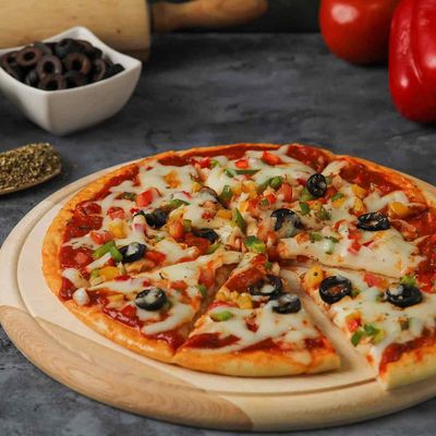 Vegetable pizza