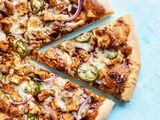 Chicken With Ranch Sauce Pizza
