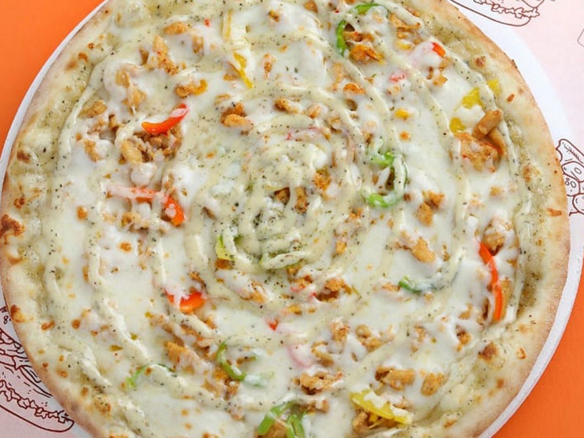 Italian Chicken Ranch Pizza